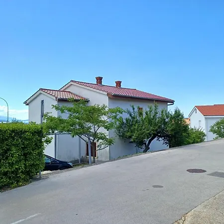 Apartment-studio Almira Nr. 4 * Krk Town